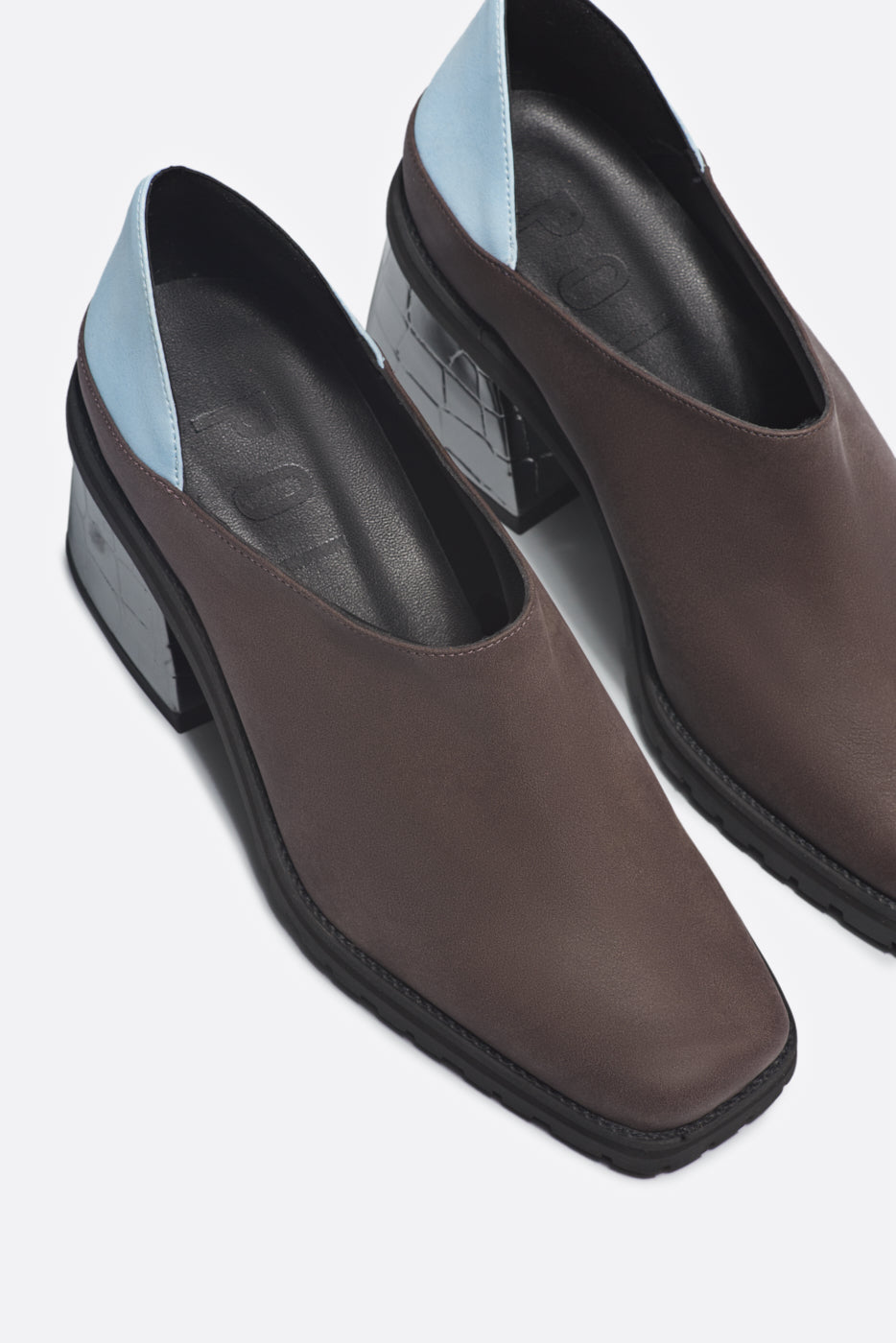 BLUE BROWN PUMPS